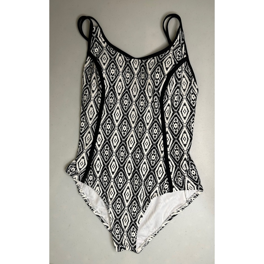 4/$25 Catalina women's geometric aztec print one piece swimsuit Size Small 4/6